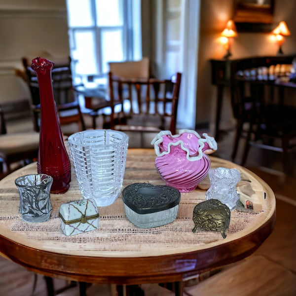 Vases & Decorative Objects