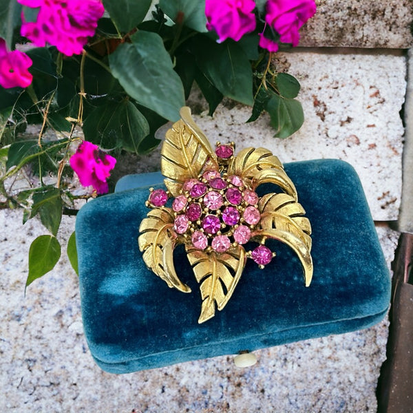 Brooches & Clips