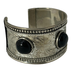 Silver Tone Cuff Bracelet with Faux Black Onyx Cabochons – Ethnic Style