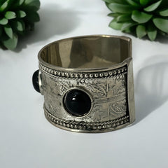 Silver Tone Cuff Bracelet with Faux Black Onyx Cabochons – Ethnic Style