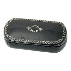 Antique French Napoleon III Lacquered Papier Mâché Collectible Snuff Box with Metal Inlay (1850-1870)