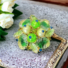 Vintage 1950s Peridot Green Ribbed Givre Glass Floral Brooch