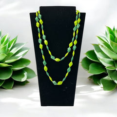 Vintage 1960s Hong Kong Apple & Forest Green Plastic Diamond Cubes Extra Long Necklace – Bold & Versatile Retro Style