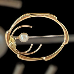 Vintage Krementz Pearl Gold Plated Flower & Leaf Brooch