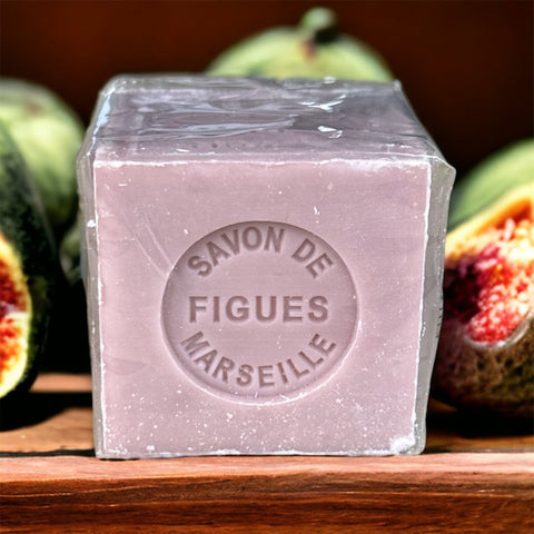 Mini Marseille soap with fig scent, crafted in France using natural olive oil and traditional craftsmanship, 3.5 oz biodegradable and hypoallergenic soap bar for sensitive skin