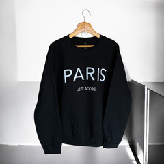 Cozy and Stylish "Paris Je T'Adore" French-Themed Black Sweatshirt