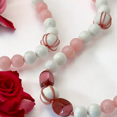 Vintage White & Pink Beaded Long Necklace – 1950s Elegant Pastel Charm