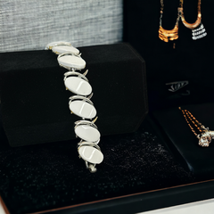 Vintage White Thermoset Plastic Ovals & Silver Tone Modernist Link Bracelet | 1950s Bright Lucite Statement Jewelry | Retro Fashion Gift