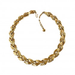 Vintage Crown Trifari Double Leaf Gold Tone Link Necklace