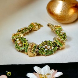 Vintage ART Arthur Pepper Green Enamel Gold Tone Ornate Link Bracelet