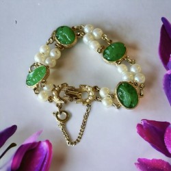 Vintage Faux Carved Jade & Faux Pearls Link Bracelet - Classic Elegance