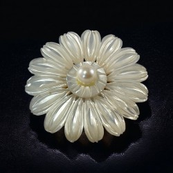 Vintage Mother of Pearl & Pearl Center Flower Brooch