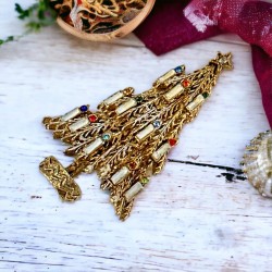 Vintage Signed ART Christmas Tree Brooch with Rhinestones and Enamel