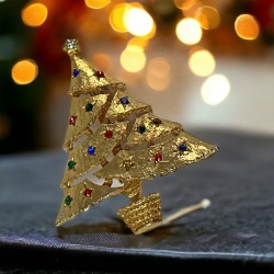 Vintage Multicolor Rhinestones Gold Tone Christmas Tree Brooch