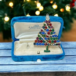 Vintage Dazzling Multicolored Rhinestones & Garlands Christmas Tree Brooch