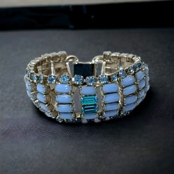 Vintage 1950s Blue Opaque Glass & Light Sapphire Rhinestone Link Bracelet