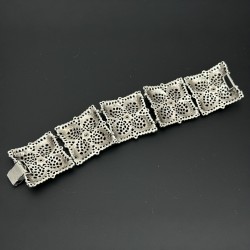 Vintage Celebrity Filigree Silver Tone Panel Bracelet