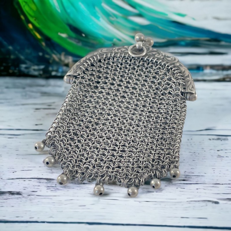 Sold at Auction: ANTIQUE AMERICAN STERLING SILVER MESH COIN PURSE