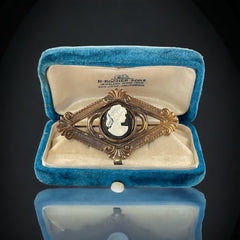 Victorian Stamped Brass &amp; Vintage Resin Cameo Ornate Brooch