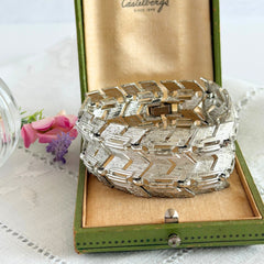 Vintage Cathe silver‑tone textured herringbone link bracelet