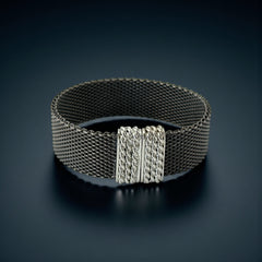 Signed Erica Zap bracelet in black nickel mesh with rhodium-plated magnetic clasp, 7-inch size, ¾-inch width, contemporary sculptural design, excellent condition.
