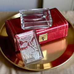 Vintage 1940s clear glass vanity box with reversed etched floral and butterfly design, beveled lid, and frosted detailing—perfect for jewelry, trinkets, or decorative display.