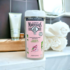 Le Petit Marseillais Shower Cream - Cherry Flower - Large