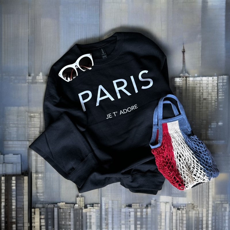 Cozy and Stylish "Paris Je T'Adore" French-Themed Black Sweatshirt