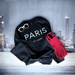 Cozy and Stylish "Paris Je T'Adore" French-Themed Black Sweatshirt