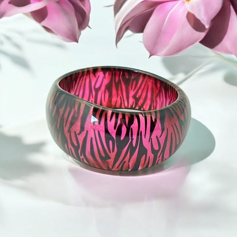 Vintage Pink Black Tiger Stripes Free-Form Lucite Chunky Bangle Bracelet | 1980s Acrylic Asymmetrical Statement Jewelry | Gift Idea