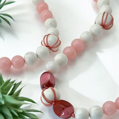 Vintage White &amp; Pink Beaded Long Necklace – 1950s Elegant Pastel Charm