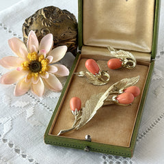 Vintage Sarah Coventry “Bittersweet Berries” brooch and clip‑on earrings set with peach teardrop berries and gold‑tone leaves