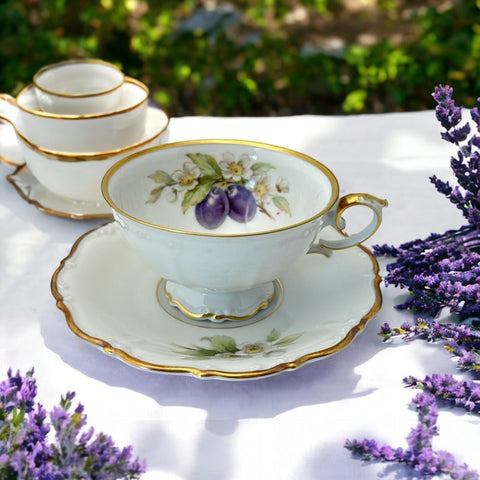 Vintage Tirchenreuth Bavaria Plum Porcelain Footed Tea Cup & Saucer Set 1960s